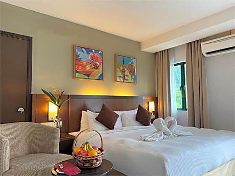 Standard King Room