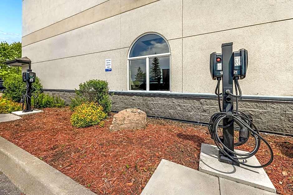 Days Inn by Wyndham Thunder Bay North