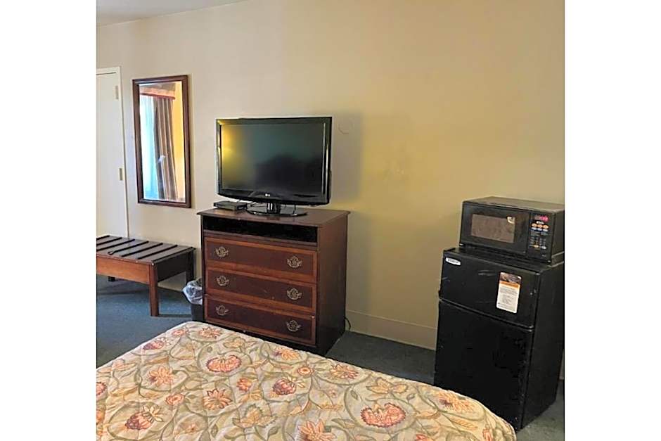 Motel 6 Bracey, VA I 85