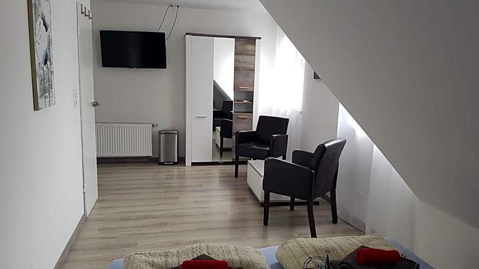 Photo 1 of 8 of Double Room