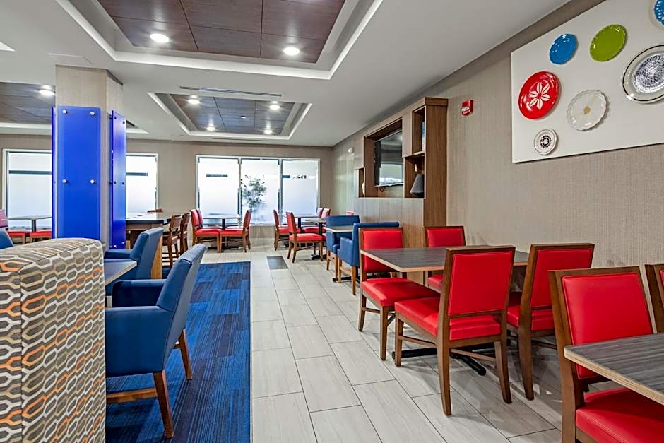Holiday Inn Express & Suites Chattanooga (East Ridge) By IHG