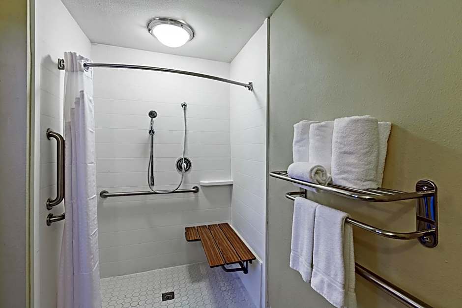 Holiday Inn Express Hotel & Suites Eagle Pass By IHG