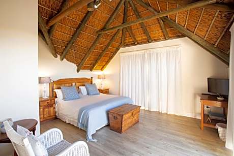 Superior Double or Twin Room with Sea View