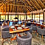 Barefoot Addo Elephant Lodge