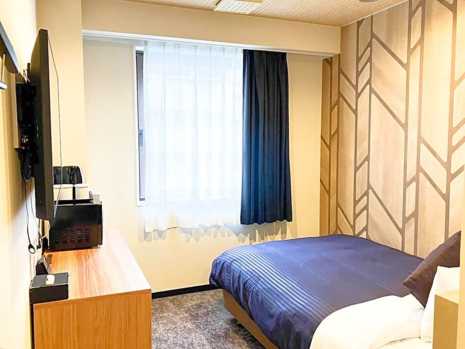 Hotel Livemax Chofuekimae