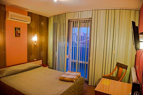 Twin Room with Balcony