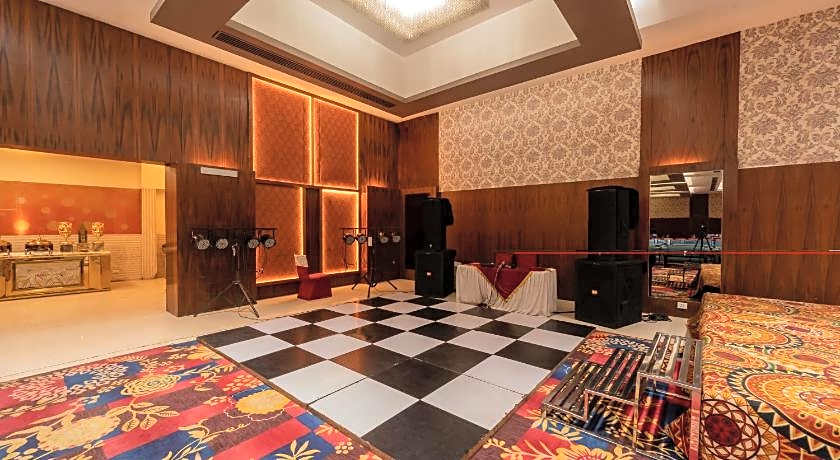 Hotel Celebration