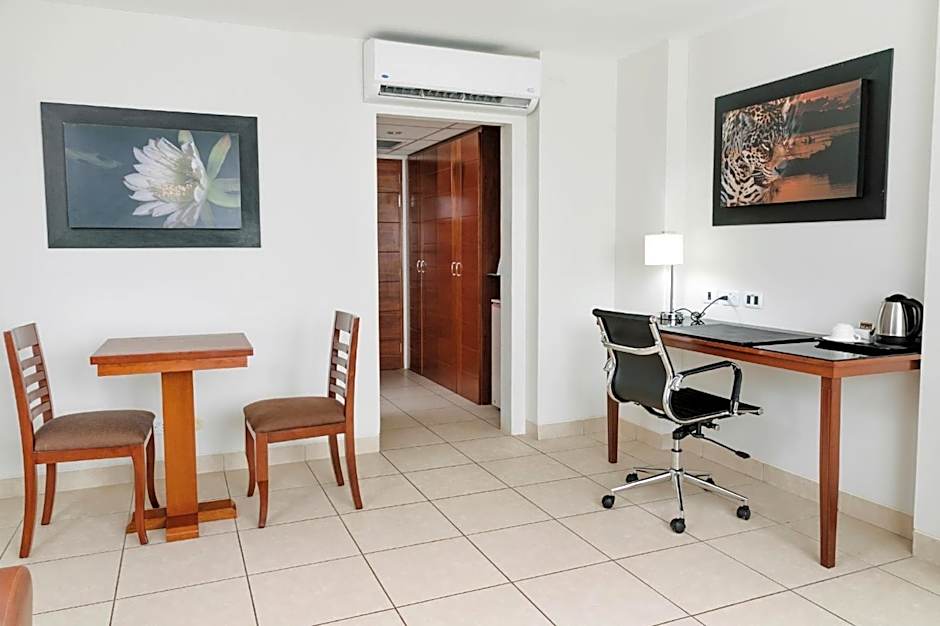 Wyndham Costa del Sol Pucallpa