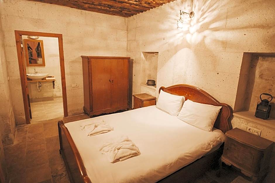 Cappadocia Eagle Cave Inn