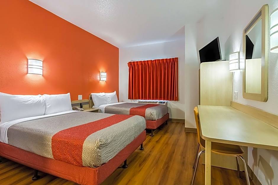 Motel 6-Fort Mill, SC - Charlotte