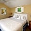 Glen Cove Inn & Suites Rockport