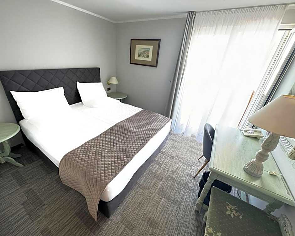 Hotel Marina