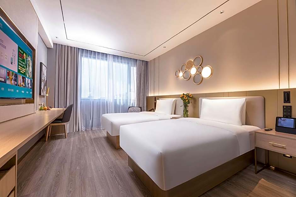 Orange Hotel Nantong Yuanrong Plaza