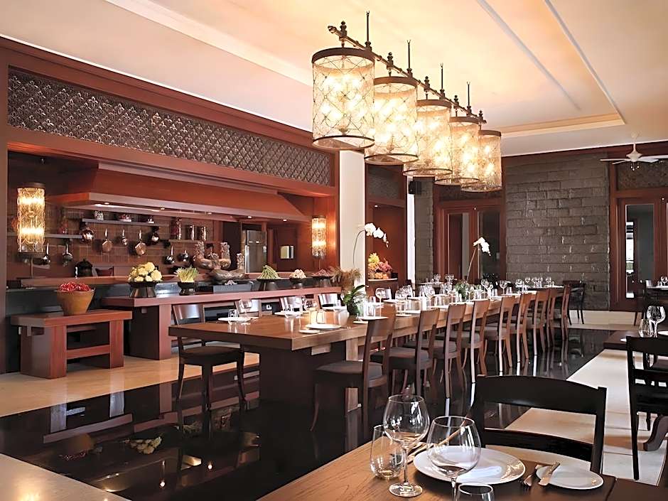 Grand Whiz Hotel Nusa Dua