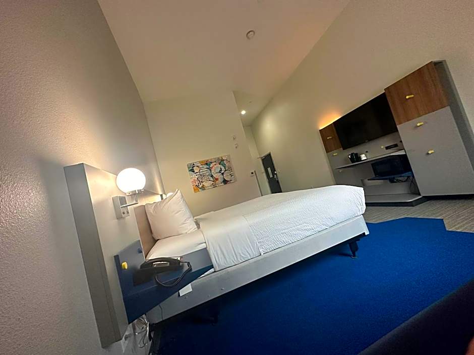 Microtel Inn & Suites by Wyndham Amarillo West