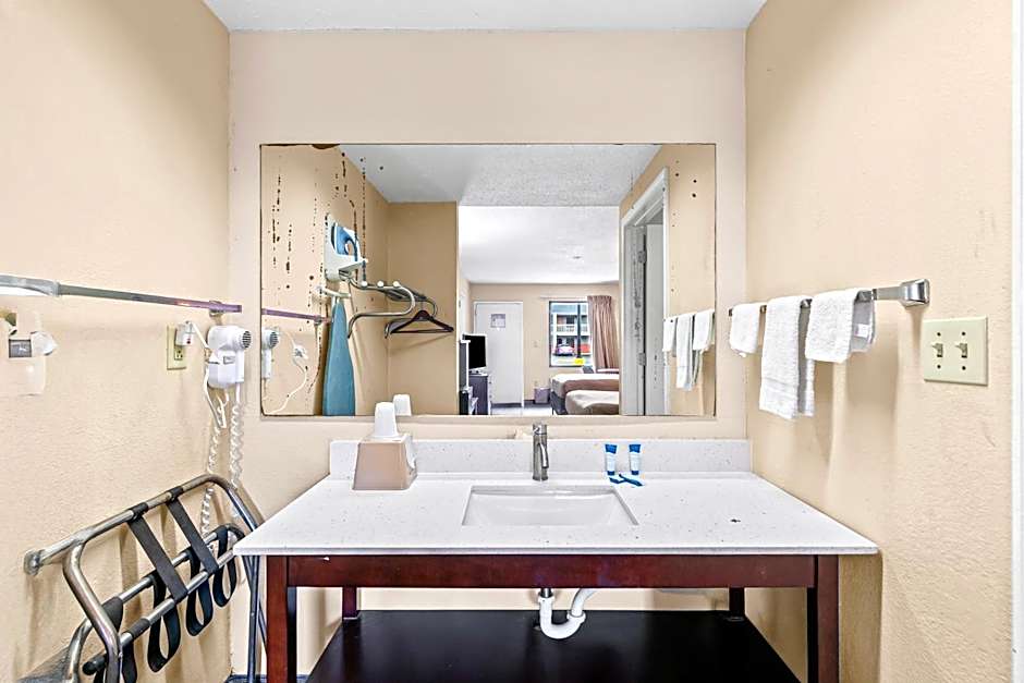 Magnolia Inn Townhouse Hattiesburg M S I-59