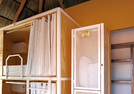 Bed in 4-Bed Mixed Dormitory Room
