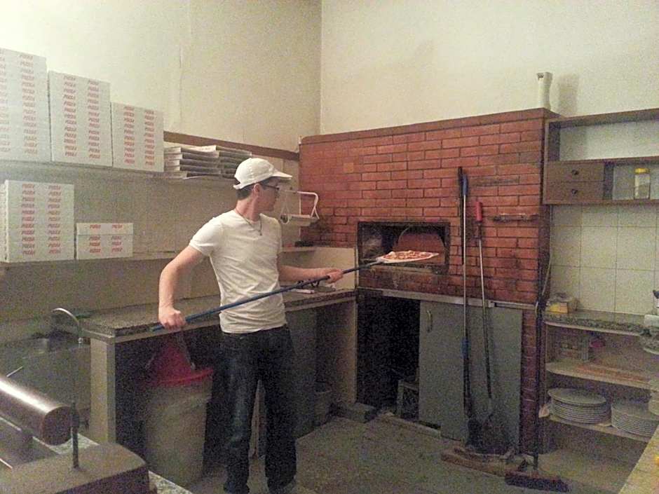 Albergo Pizzeria Sole