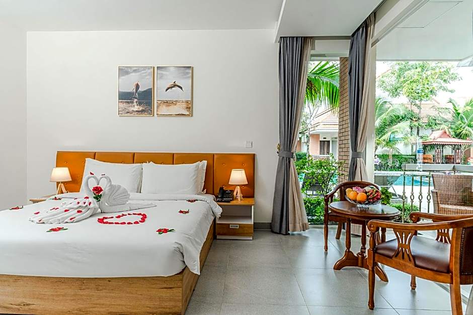 Sea Breeze Hotel & Villa