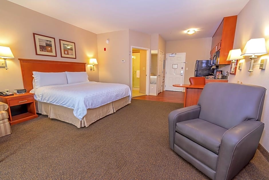 Candlewood Suites Houston I-10 East, an IHG Hotel