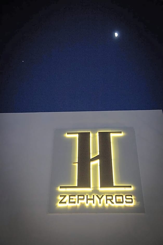 Zephyros Hotel