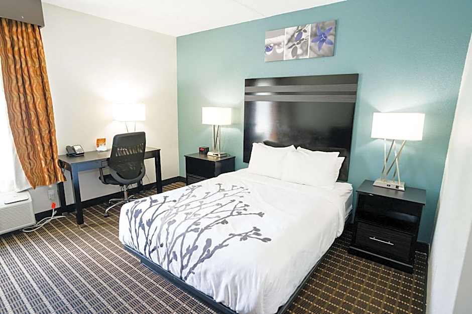 Sleep Inn & Suites West Knoxville