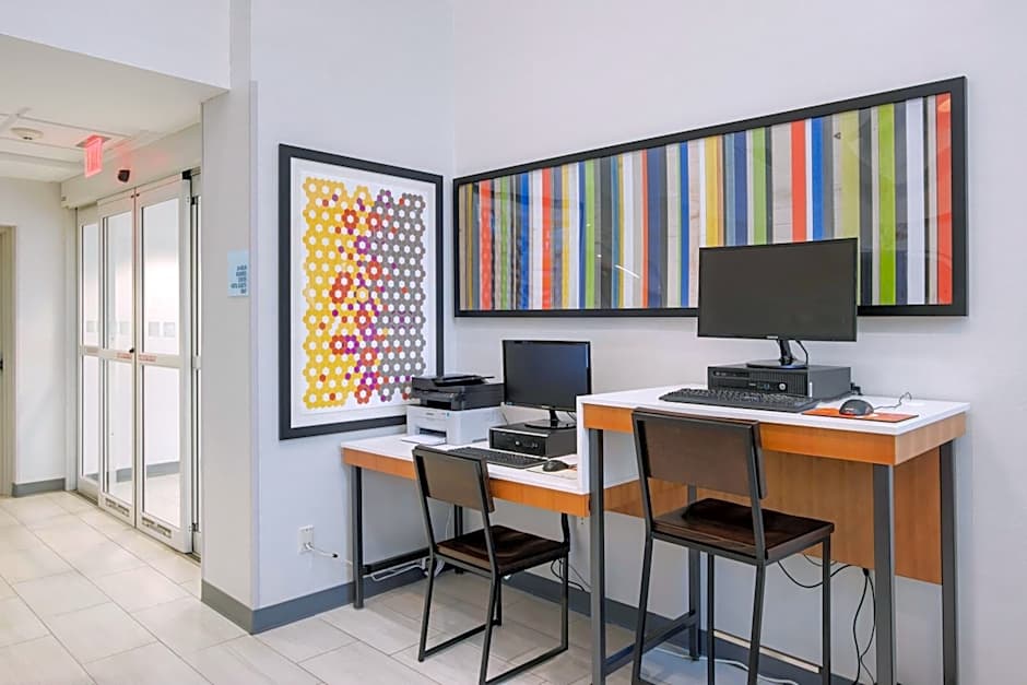 Holiday Inn Express Hotel & Suites Orlando - Apopka By IHG