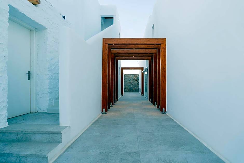 Oliving Mykonos Luxury Suites