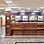 La Quinta Inn & Suites by Wyndham Downtown Conference Center