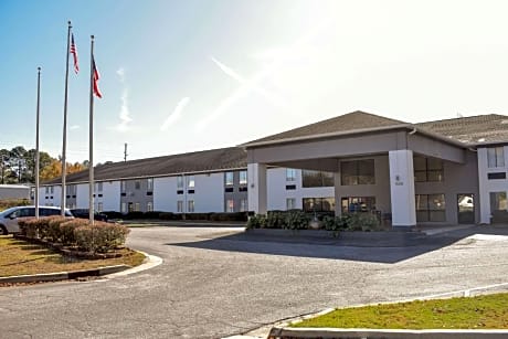 Clarion Pointe Vidalia - Lyons West