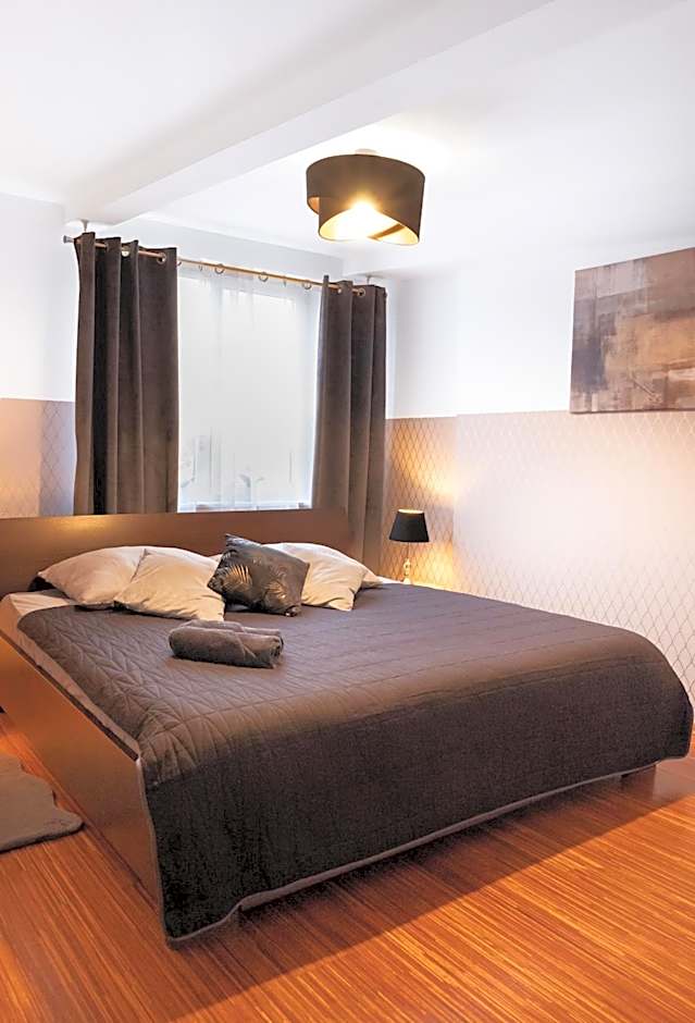 ClickTheFlat Piękna Center Apart Rooms