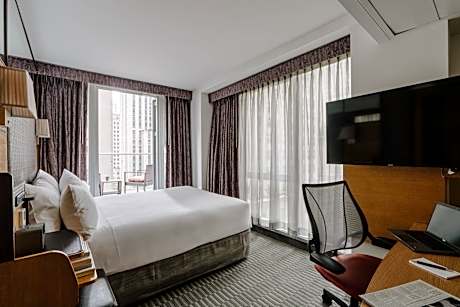 The Jewel, a Club Quarters Hotel, Opposite Rockefeller Center