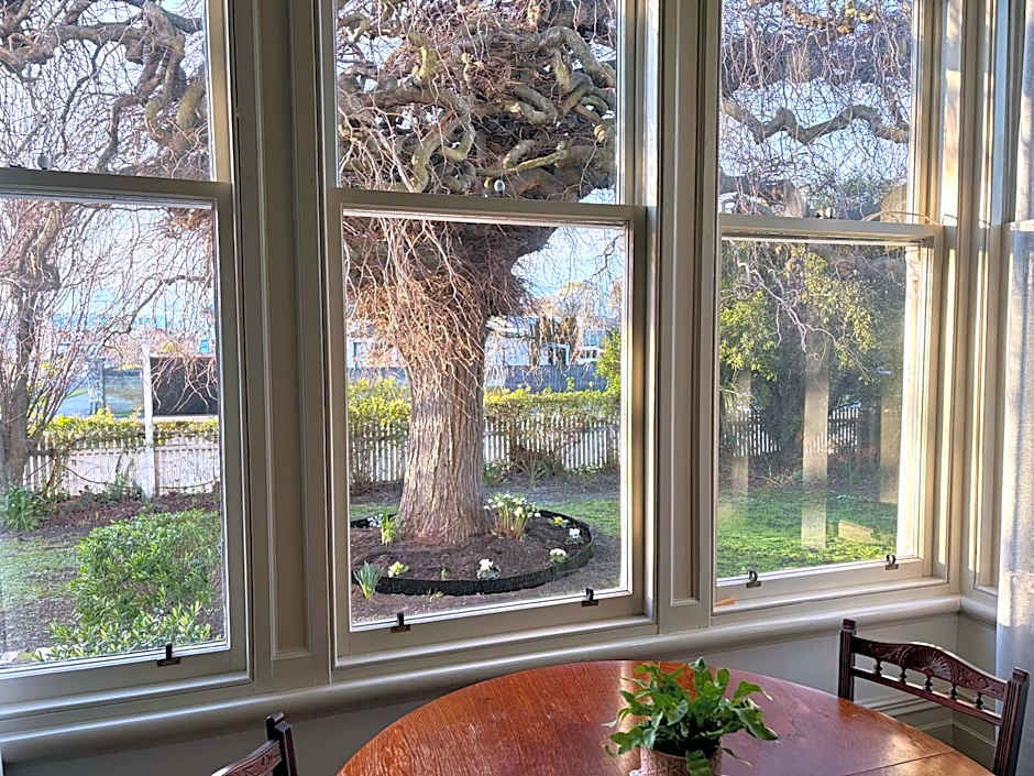 The Vicarage Boutique Bed and Breakfast Oamaru