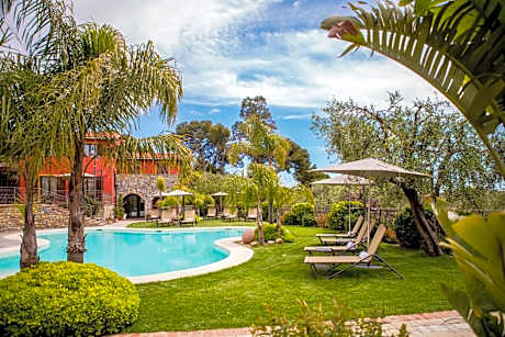 Leonardo Resort