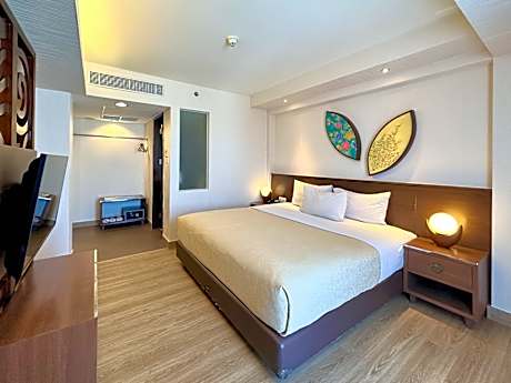 junior suite king size bed