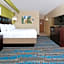 La Quinta Inn & Suites by Wyndham Dallas Grand Prairie South
