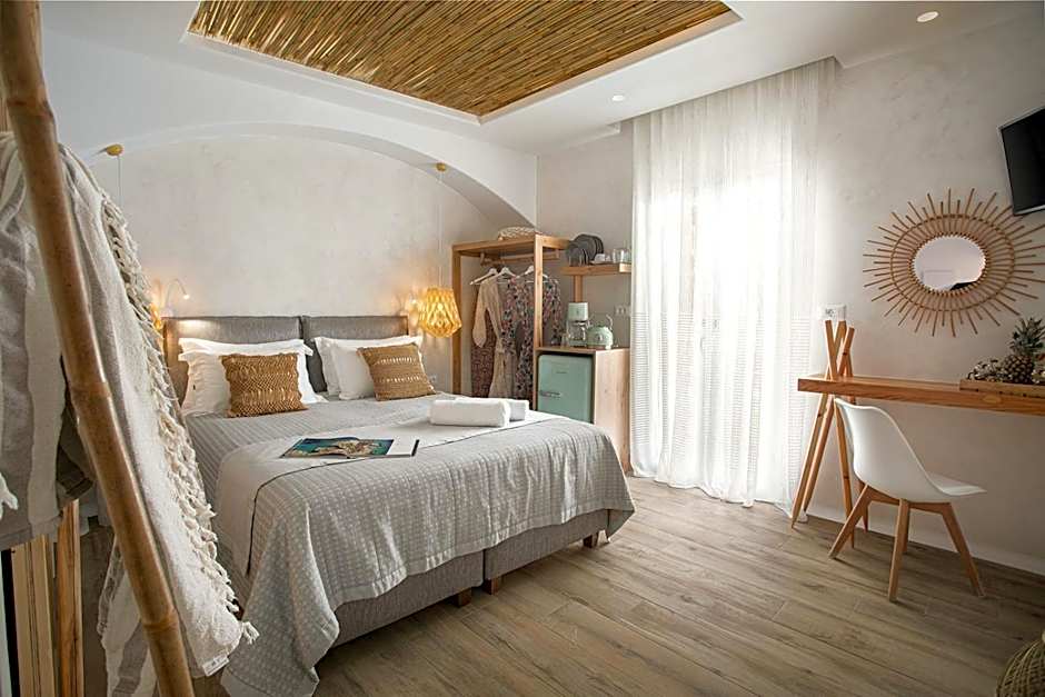 TERRA FOS NAXOS STUDIOS