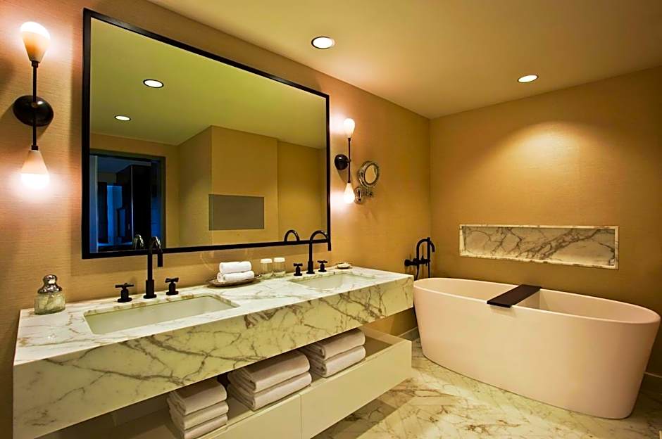 Loews Regency New York Hotel
