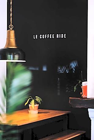 Le Coffee Ride Cycling Cafe