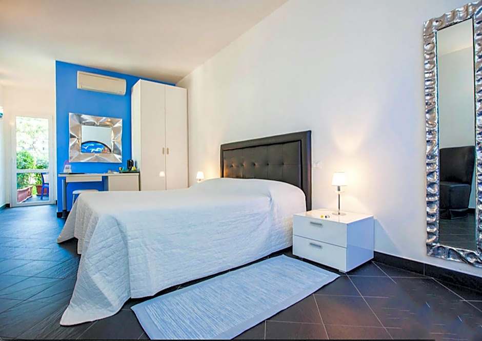 Foto 1 de 8 de Deluxe Superior 1 Double Bed or 2 Beds