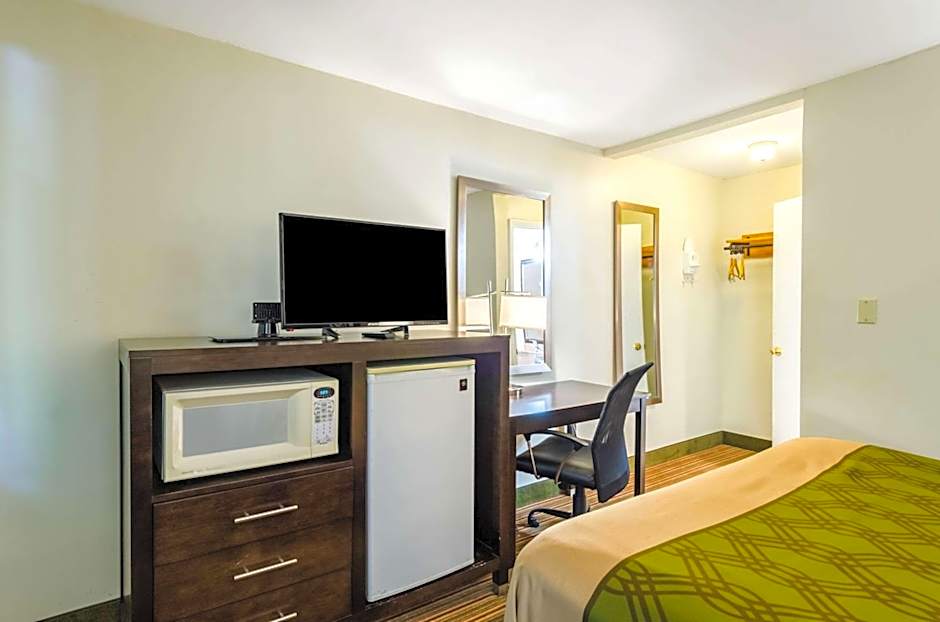 Fairbridge Inn Express Pittsfield