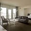 Hollywood Hills Hotel