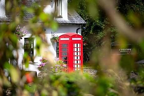 Ardeonaig Hotel & Restaurant