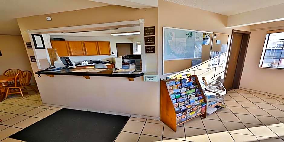 Super 8 by Wyndham Lake Havasu City