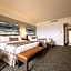 Tamarack Beach Hotel