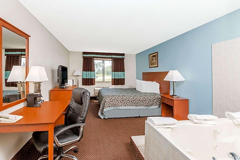 Days Inn by Wyndham Ankeny - Des Moines