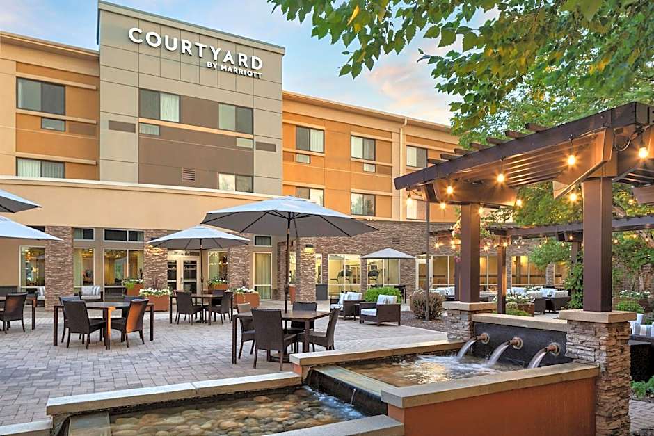 Courtyard by Marriott Mankato