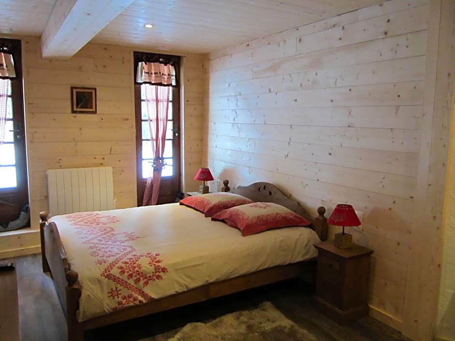 Hôtel Chalet Le Caribou