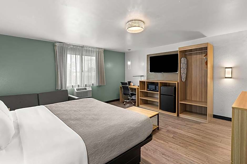 Quality Inn Atlanta Airport-Central