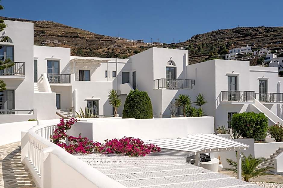 Mr and Mrs White Tinos
